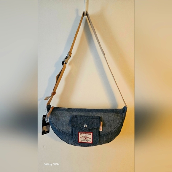 NWT TRUE RELIGION Blue Denim Crossbody Bag - Picture 1 of 8